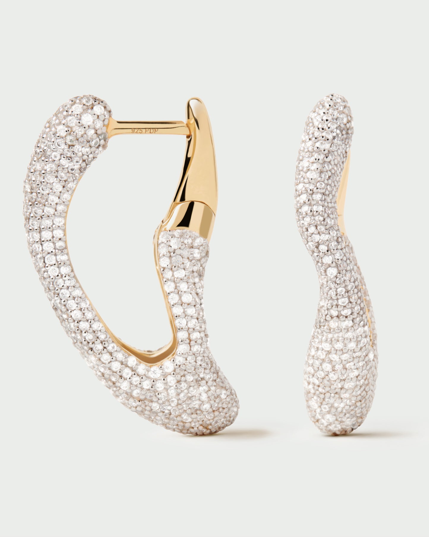 Pavé Sense hoops