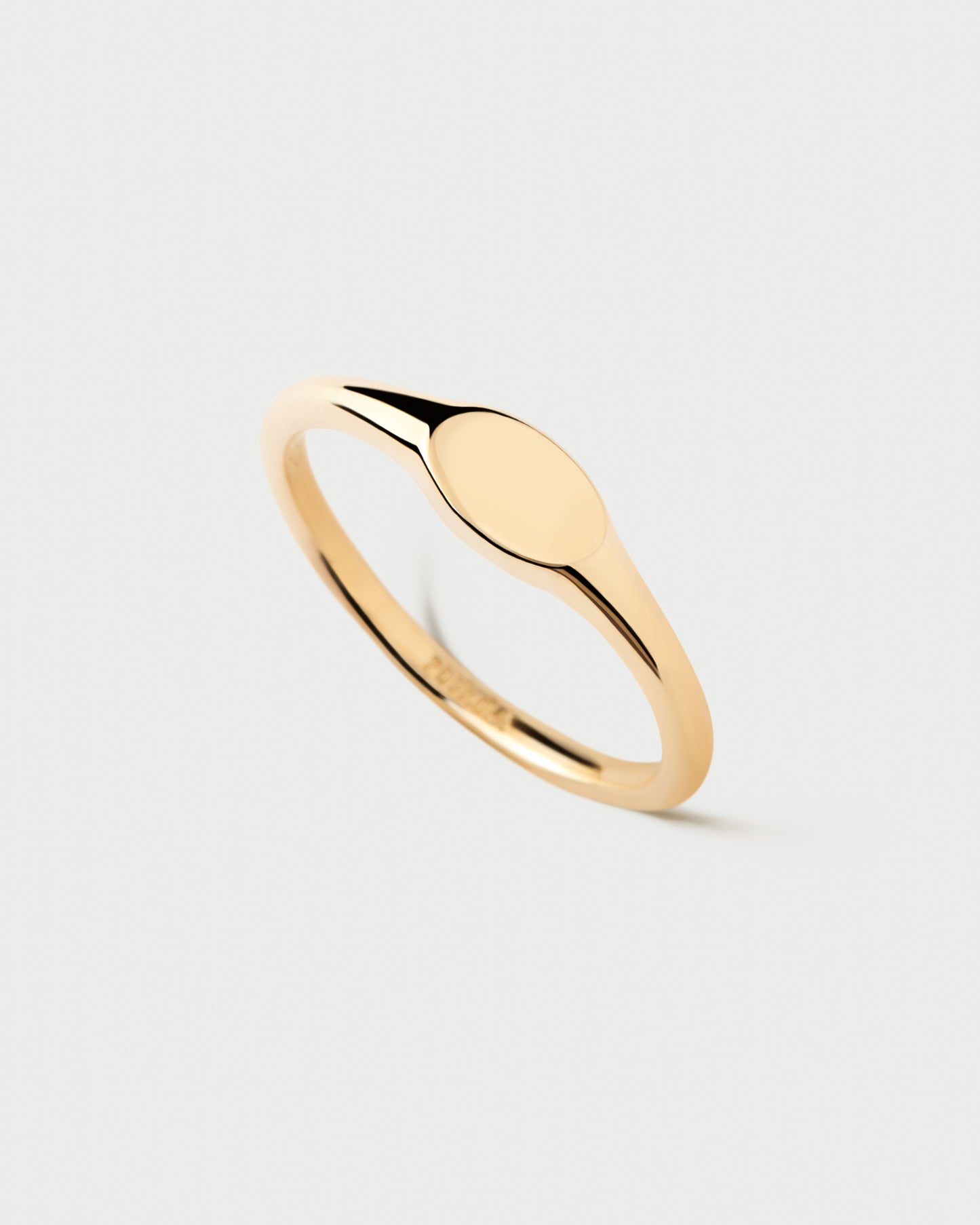 Oval mini stamp ring