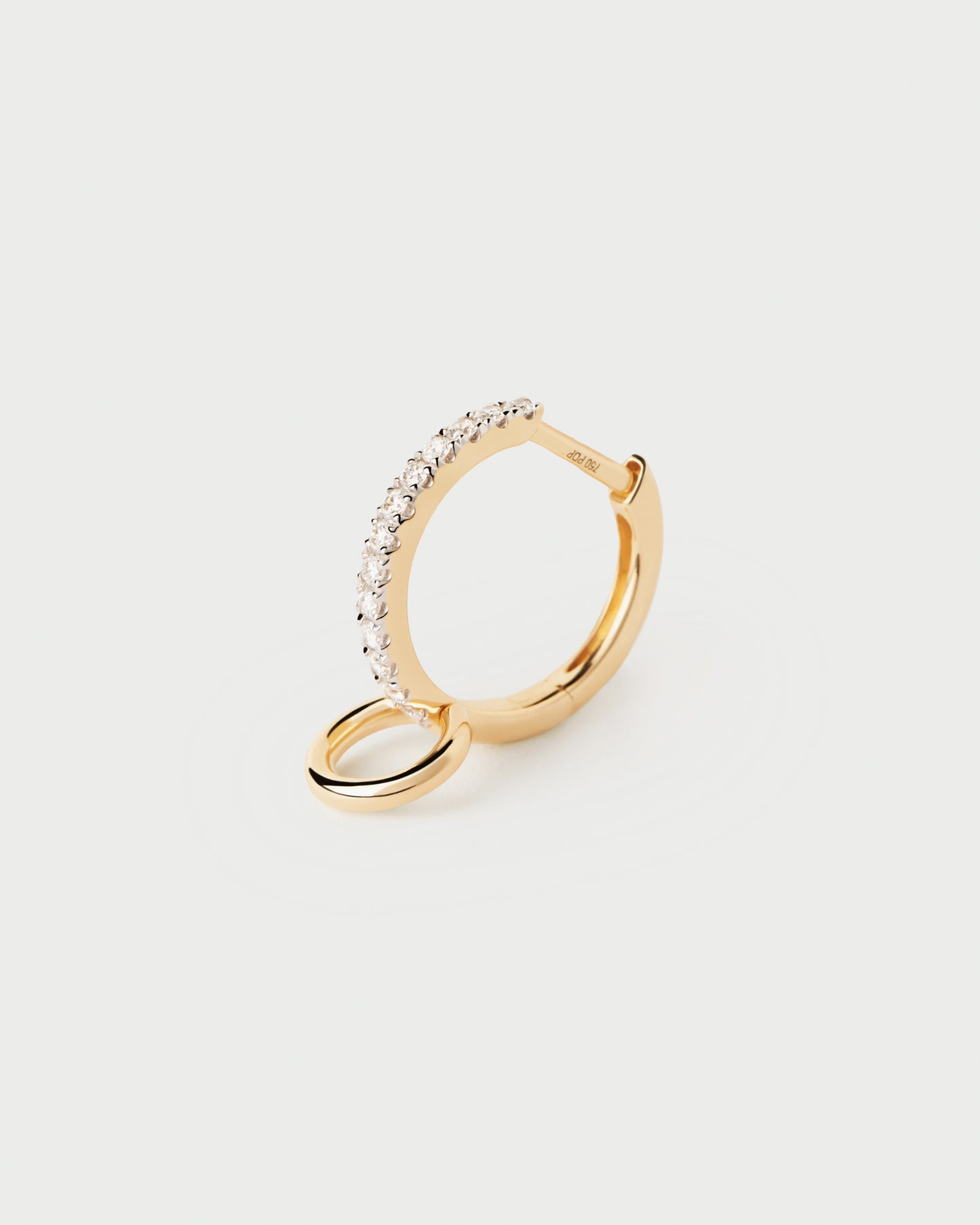 Diamonds and gold Circle single hoop
